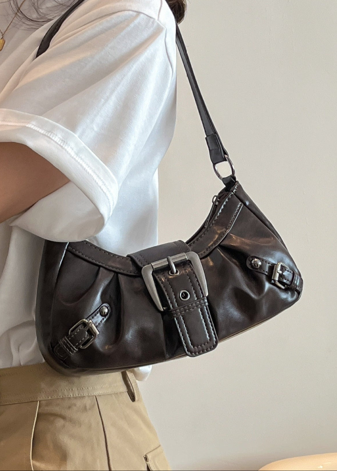 Marlette - Sac à bandoulière vintage avec boucle en marron café