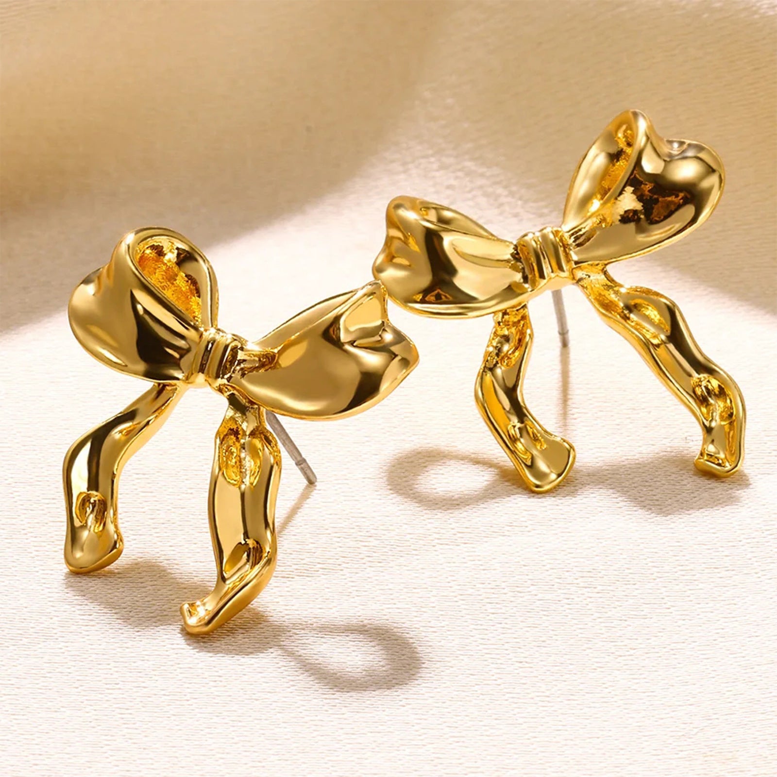 Luxe Gouden Strik Oorbellen