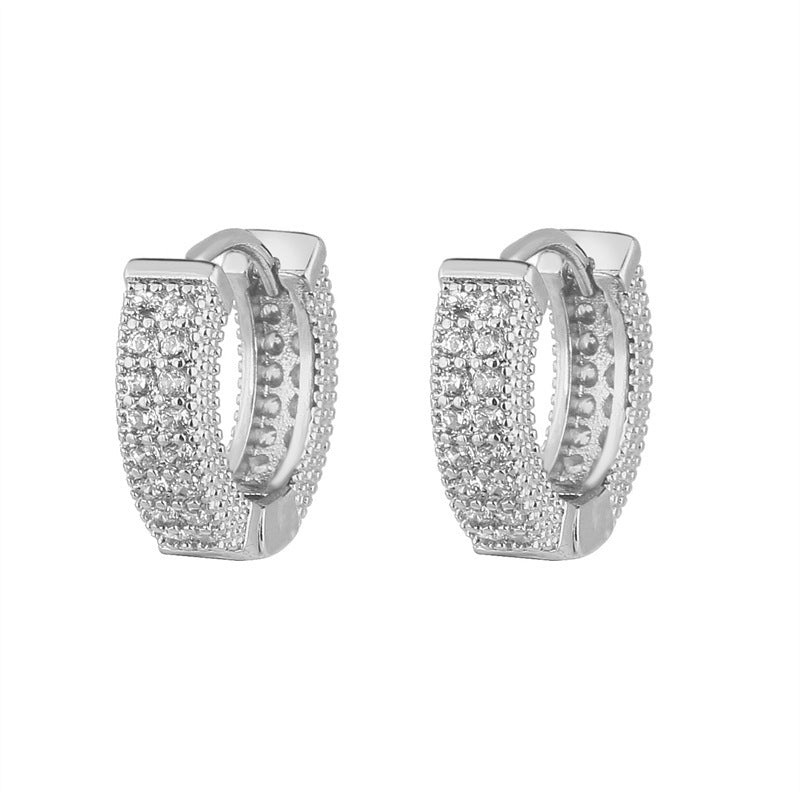 Boucles d'oreilles créoles en zircon pavé radieux