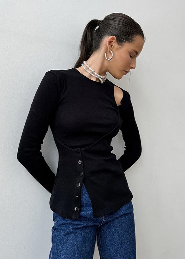 Haut en tricot noir à découpe asymétrique