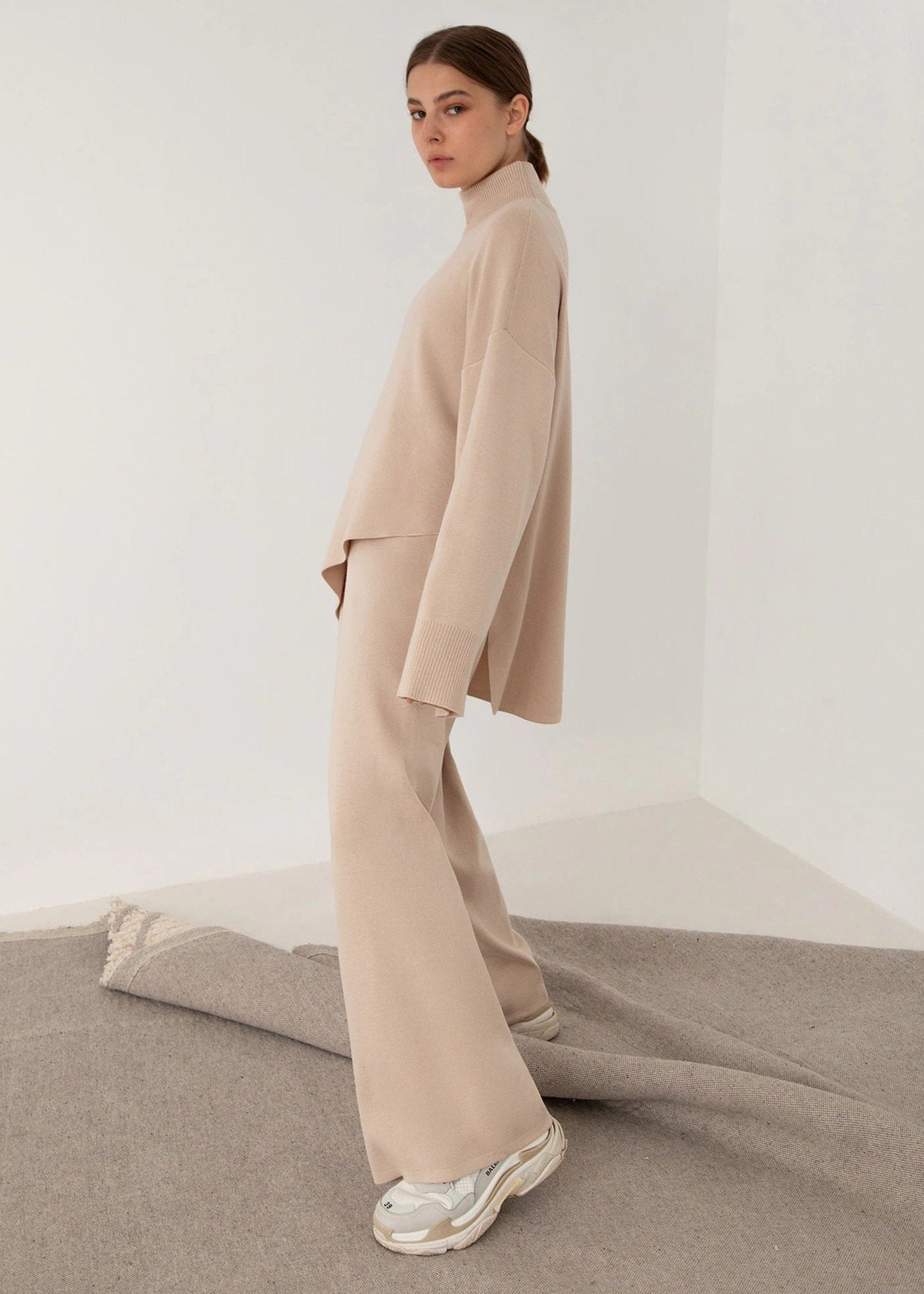 Conjunto de dos piezas de punto con dobladillo irregular