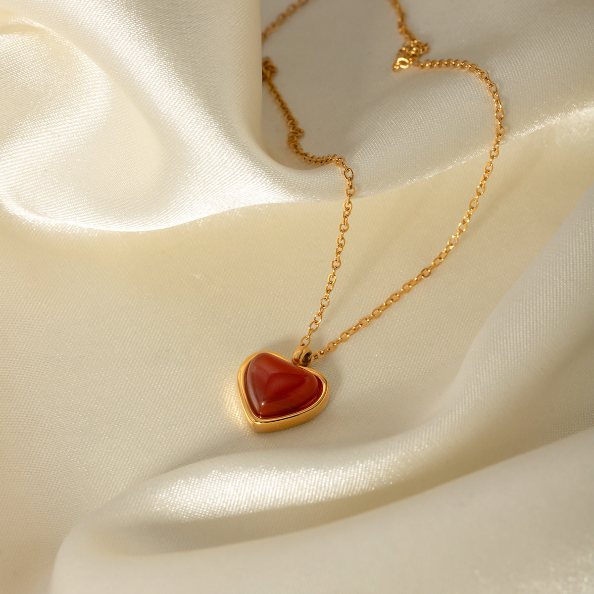 Amara Ruby Hart Ketting
