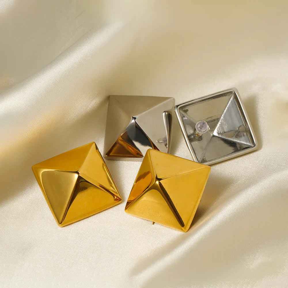 Boucles d'oreilles Arden Pyramid Stud
