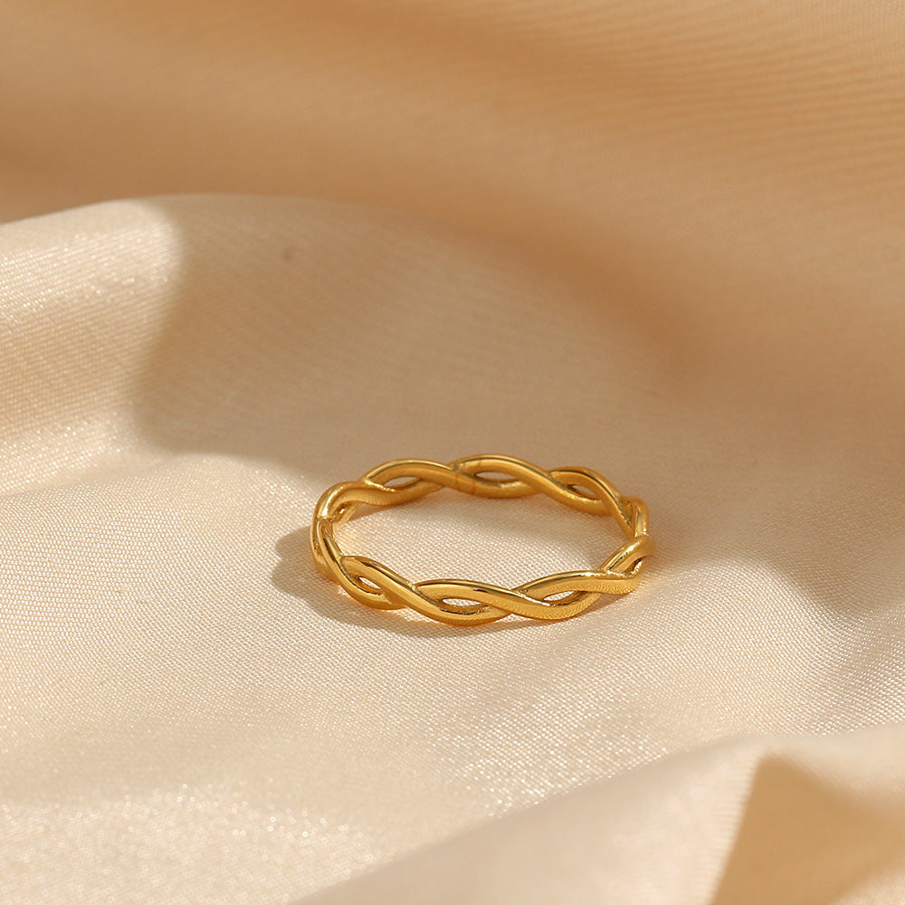 Aria Twist-ring