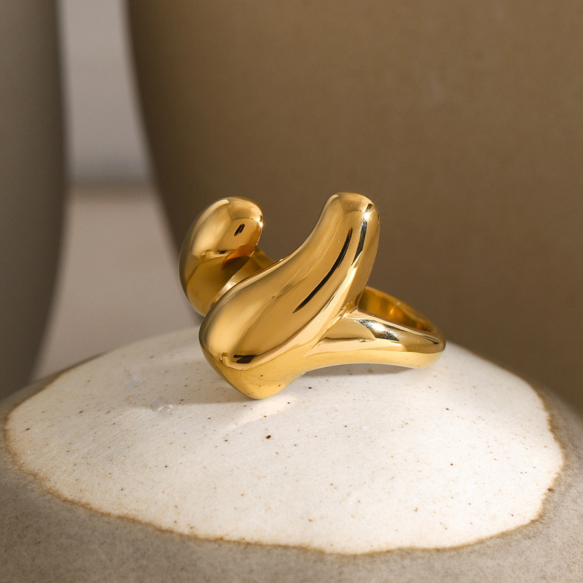Aura Flow - Gesculpte Gouden Ring