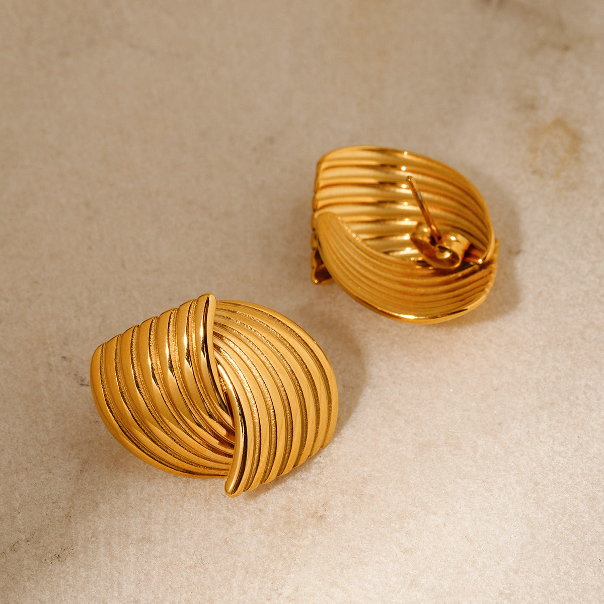 Boucles d'oreilles en or ailées Aurelia