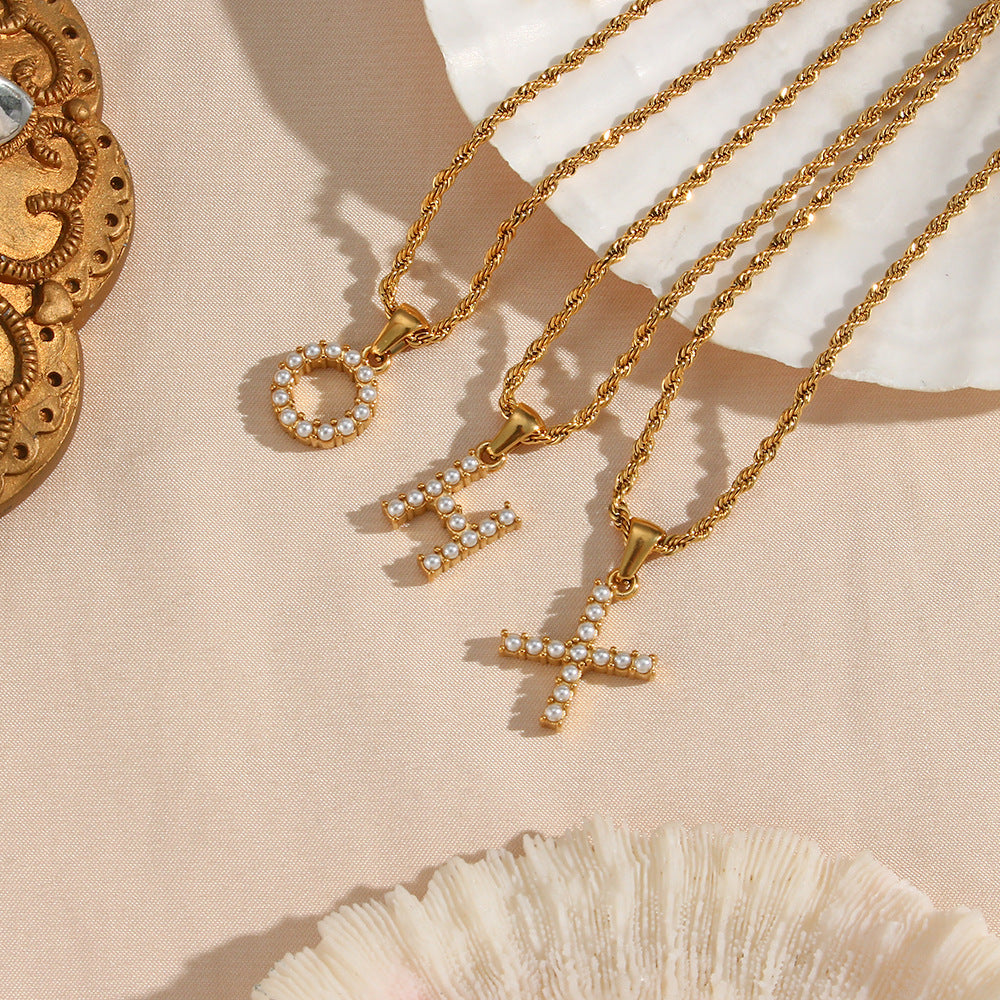 Collier Initial en Perle Aurora