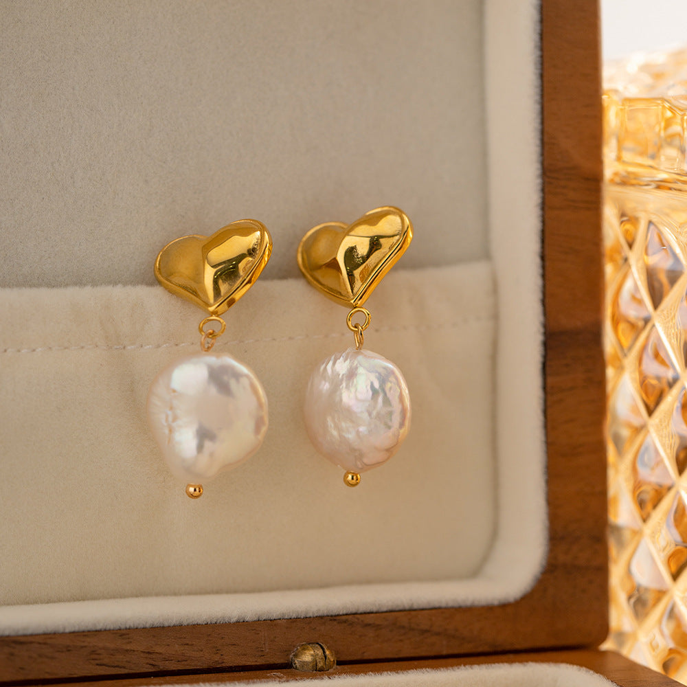 Boucles d'oreilles en perles d'eau douce Blanche Heart