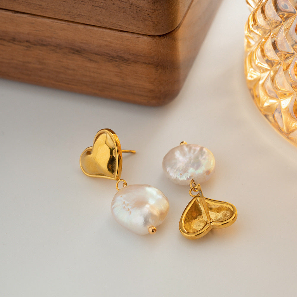 Boucles d'oreilles en perles d'eau douce Blanche Heart