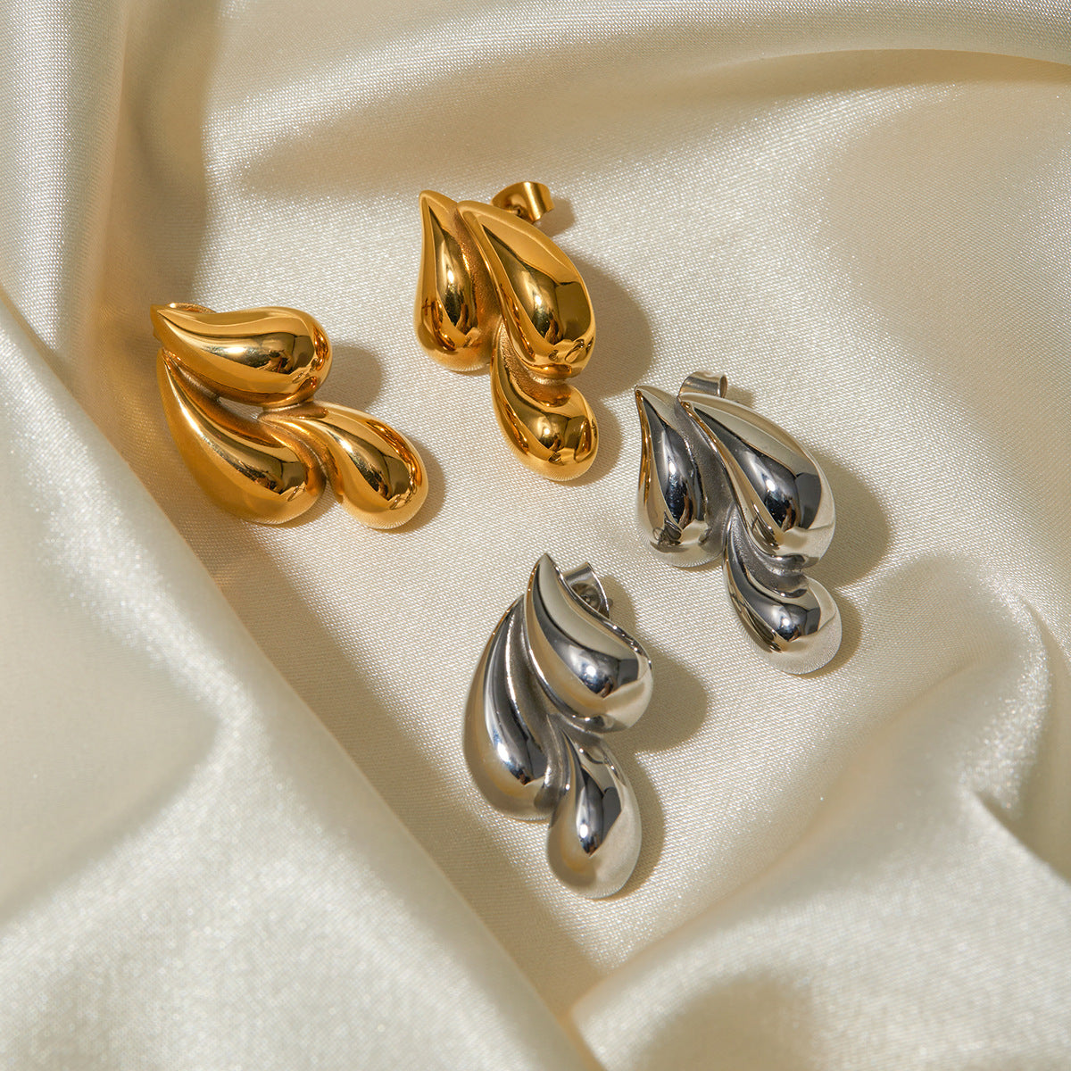 Pendientes Cascadia Gold