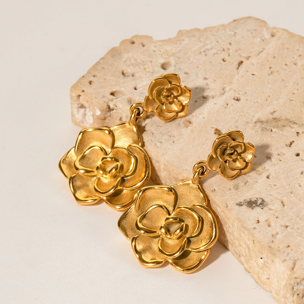 Fleur Gouden Dangle Oorbellen