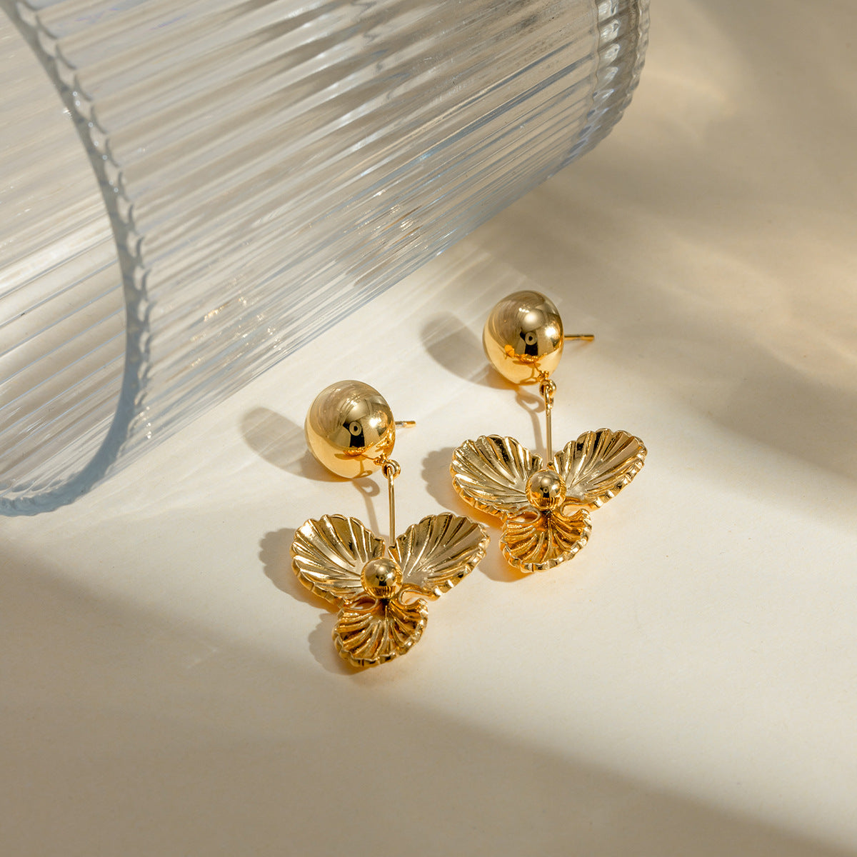 Gouden Viooltjes Dangle Oorbellen