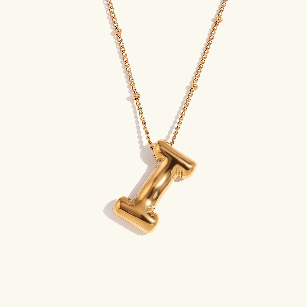 Collar con Inicial Dorada Airy Letter