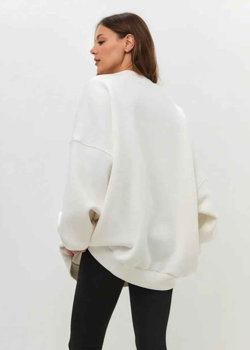 White Oversized Crewneck Sweatshirt – Women’s Longline Fleece Pullover