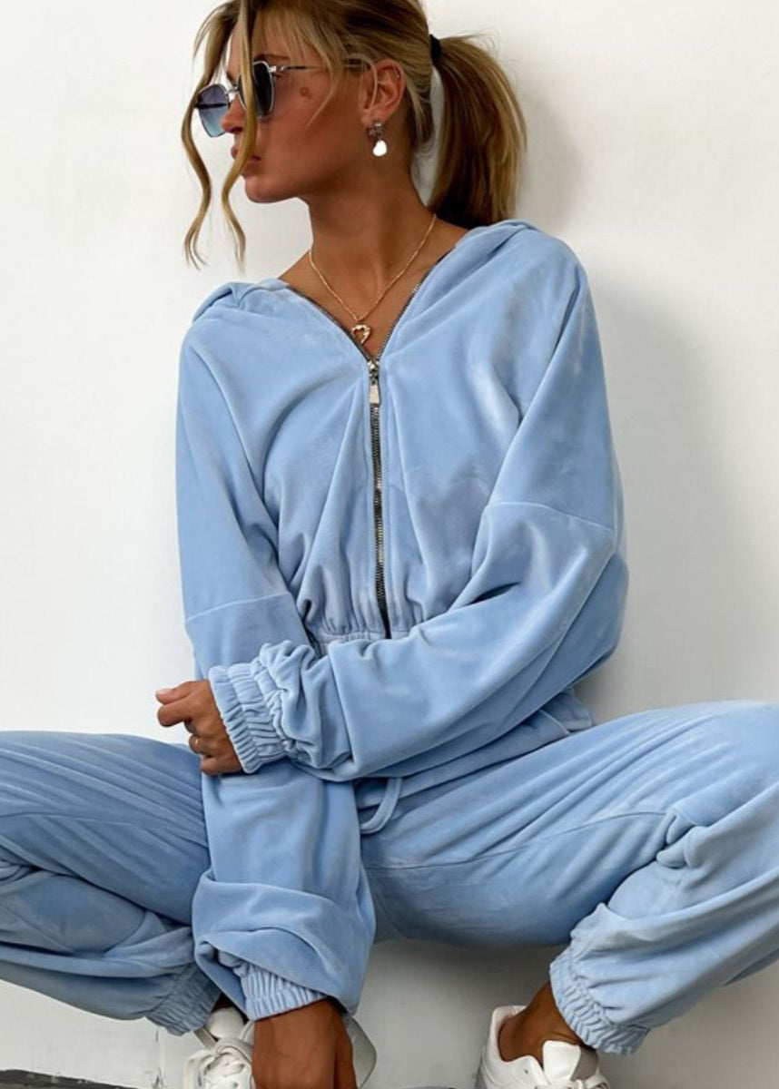Mint Velour Zip Hoodie and Jogger Set – Relaxed Two-Piece Women’s Outfit