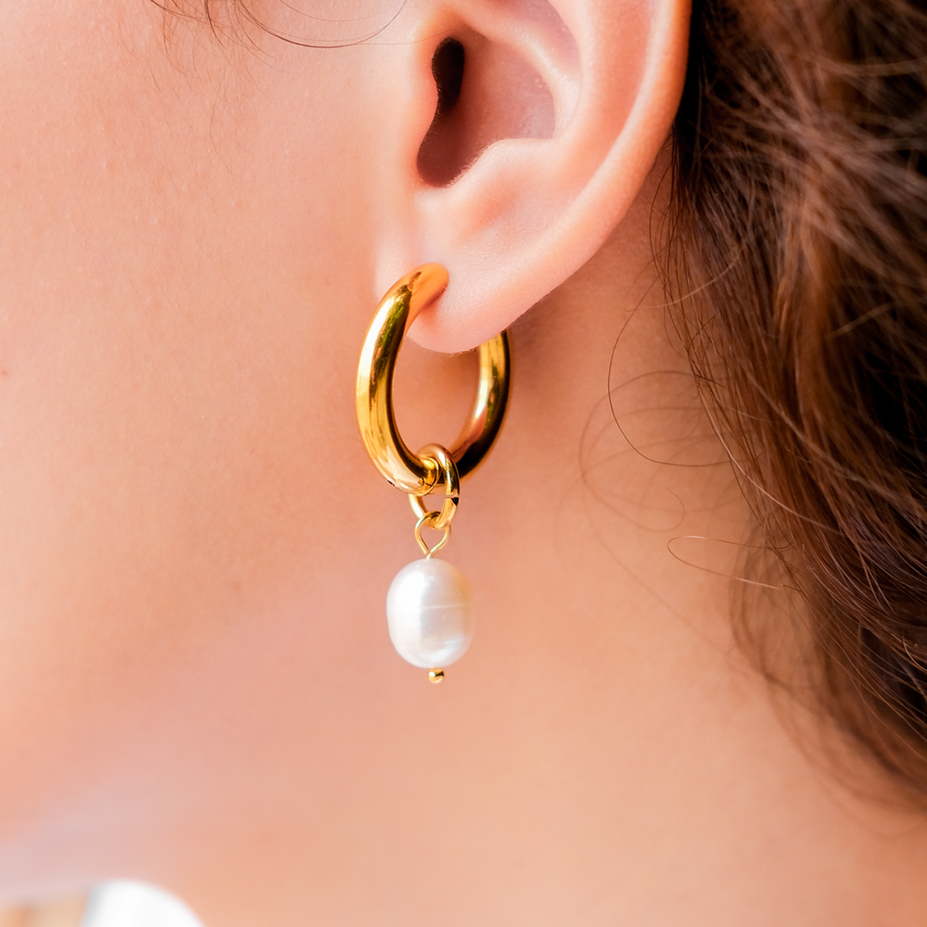 Isla Pearl Drop Oorbellen