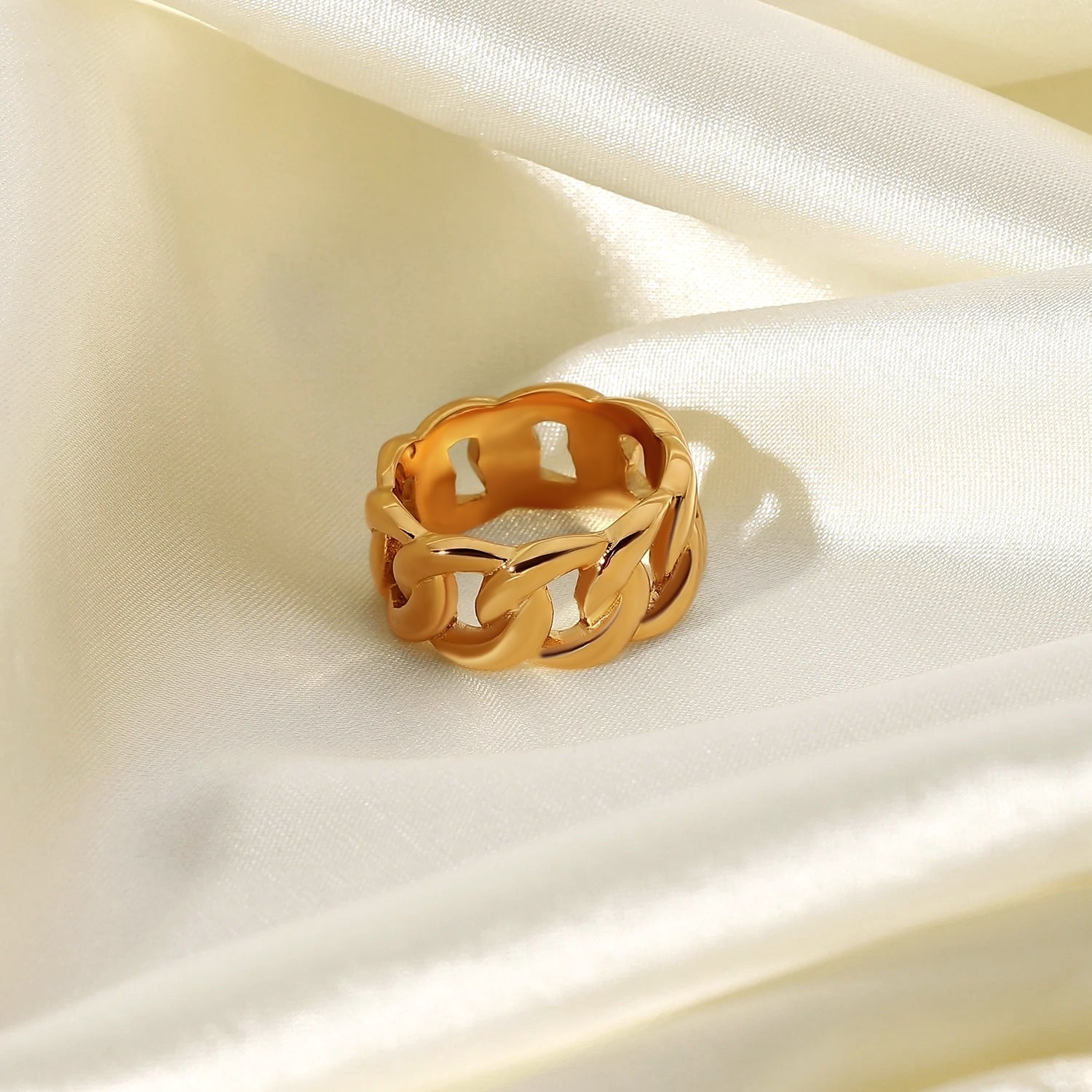 Bague en or chaîne de luxe