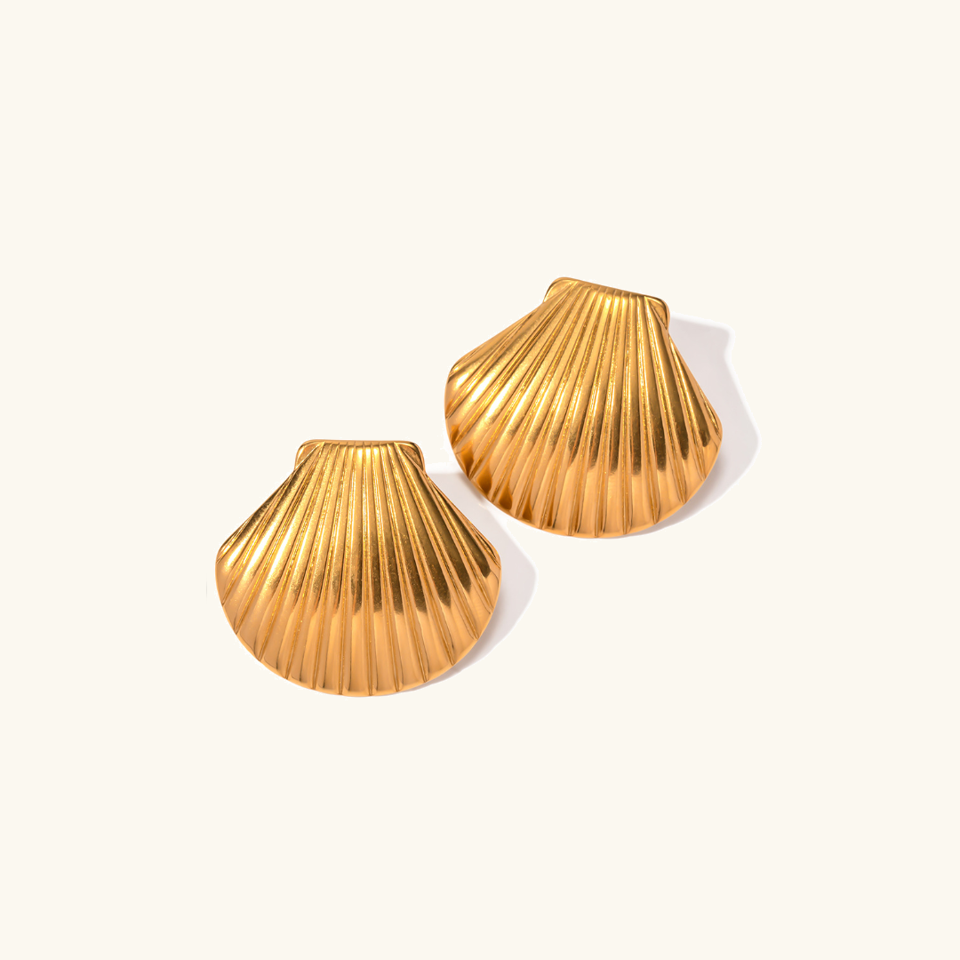Marina Schelp Gouden Oorbellen