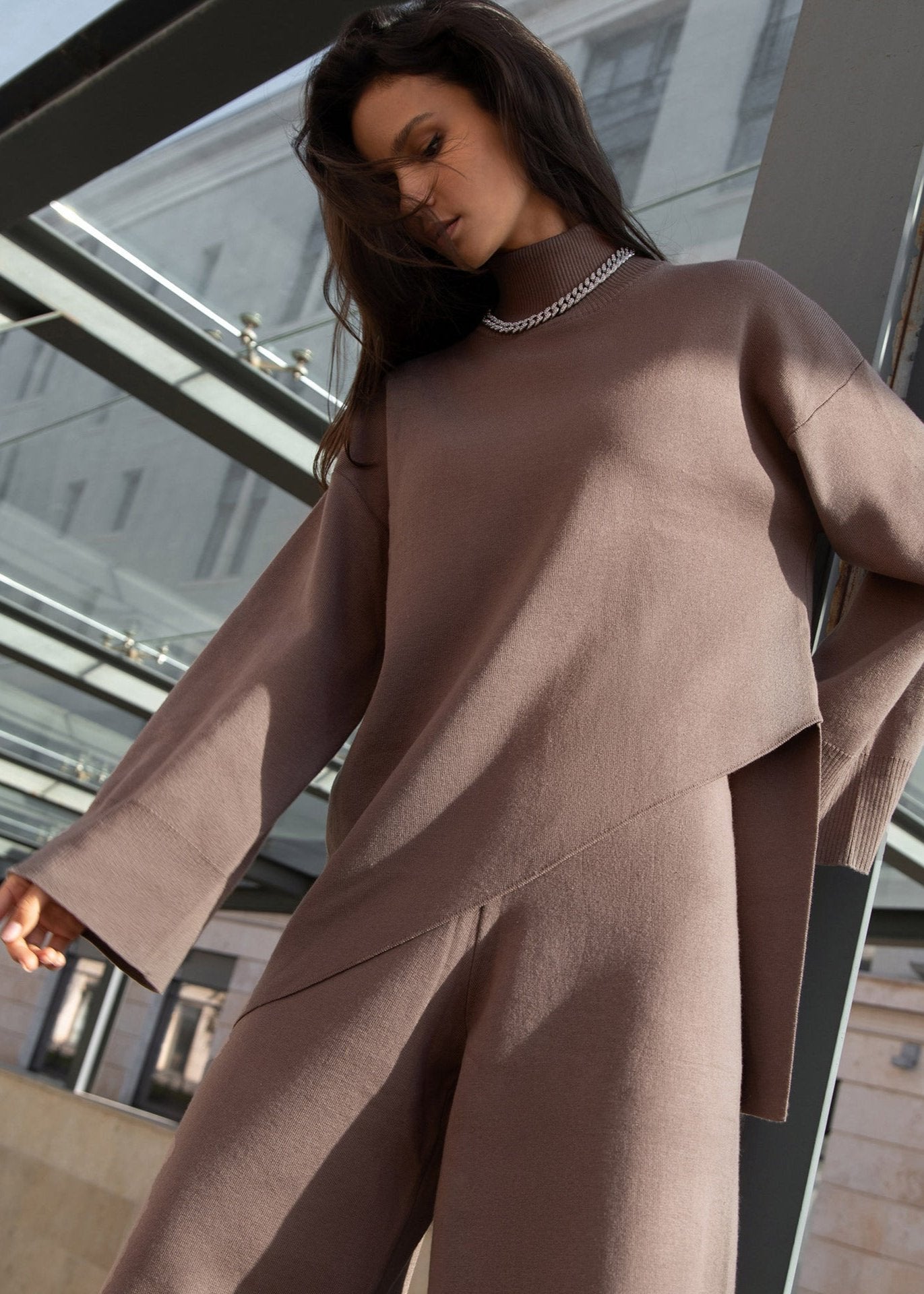 Conjunto de dos piezas de punto con dobladillo irregular