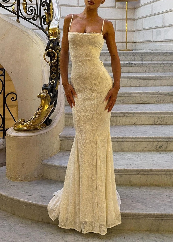 Seraphina - Satijnen Maxi-jurk met Kantrug