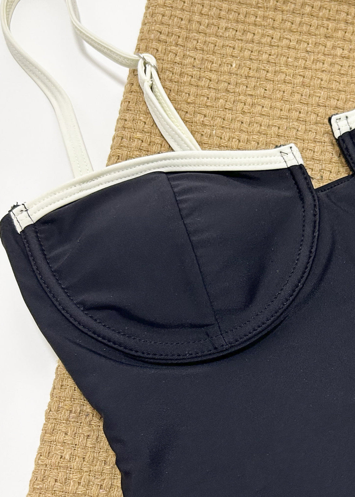 Clara - Contrast Trim Eénstuk Zwemoutfit
