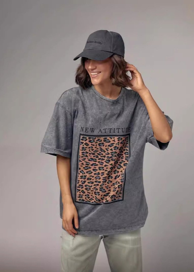 Neue Einstellung Grafik T-Shirt - Leopard Aussage
