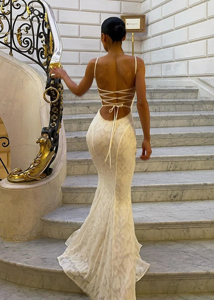 Seraphina - Satijnen Maxi-jurk met Kantrug