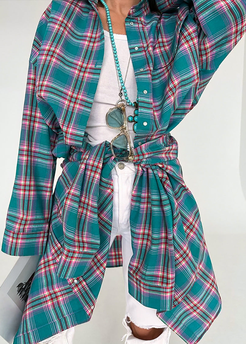 Chemise surdimensionnée en plaid à bords effilochés