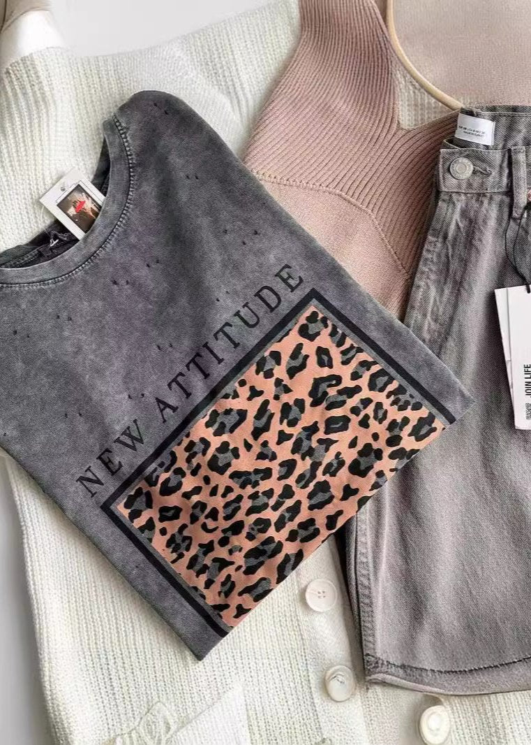 Neue Einstellung Grafik T-Shirt - Leopard Aussage
