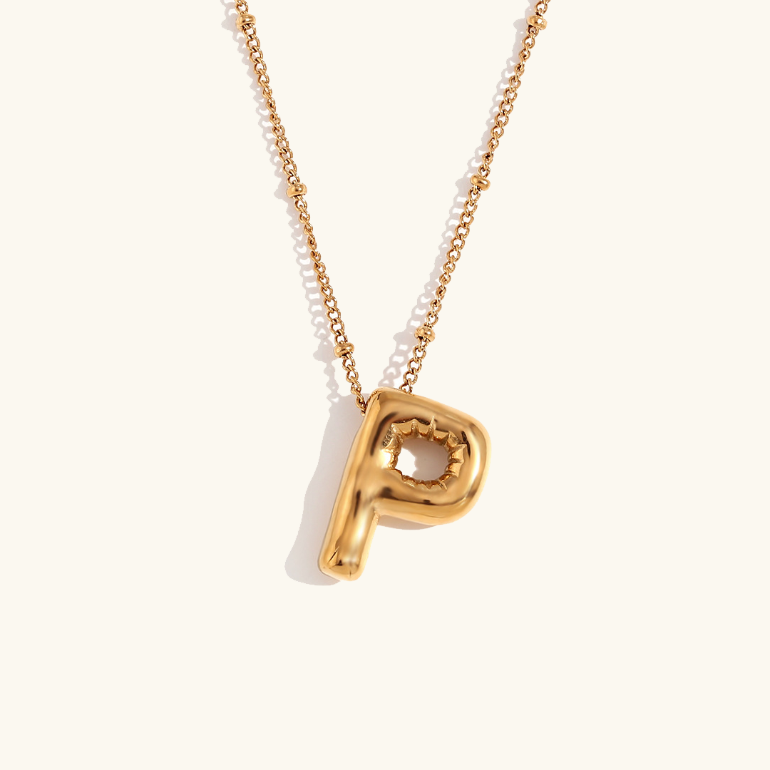 Collar con Inicial Dorada Airy Letter