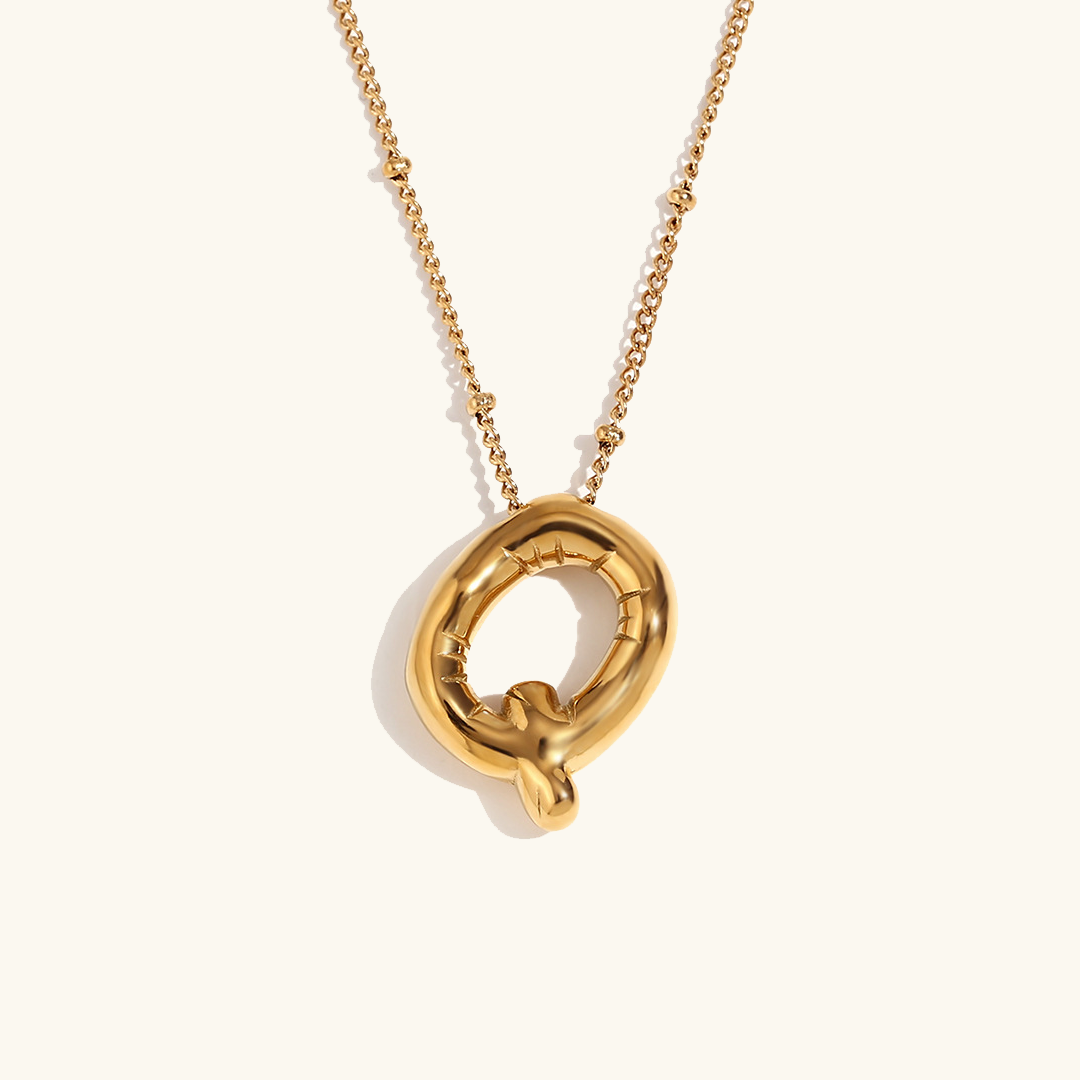 Collar con Inicial Dorada Airy Letter