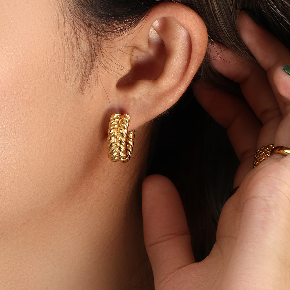Twisted Luxe - Goldene Seilohrringe