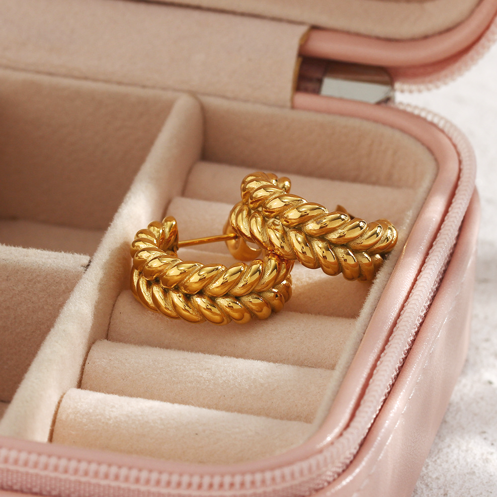 Twisted Luxe - Goldene Seilohrringe