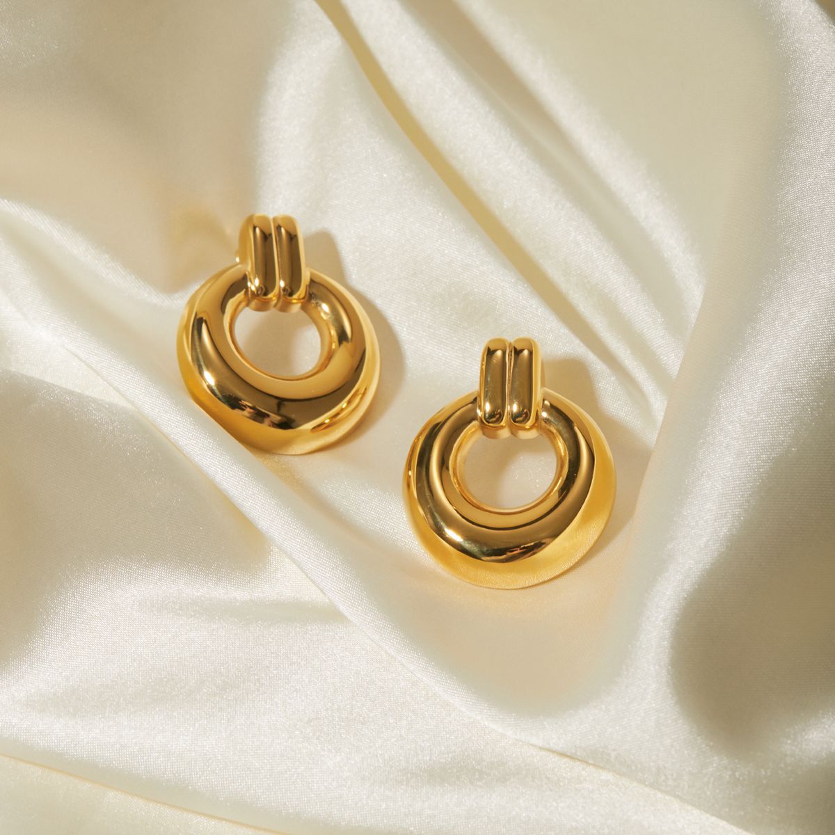 Pendientes de Nudo de Oro Valen