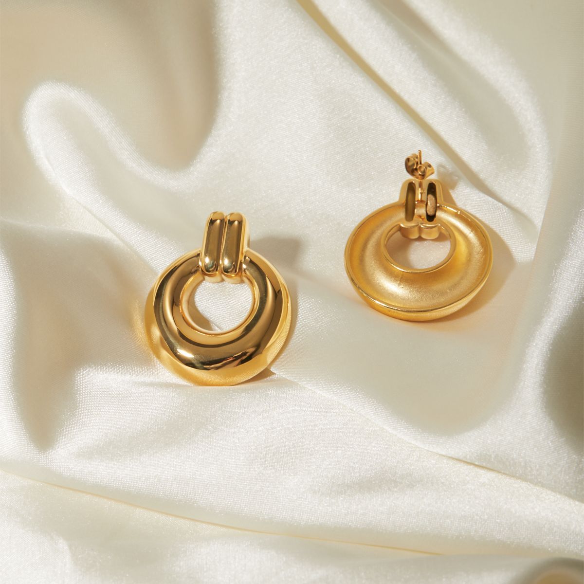 Pendientes de Nudo de Oro Valen