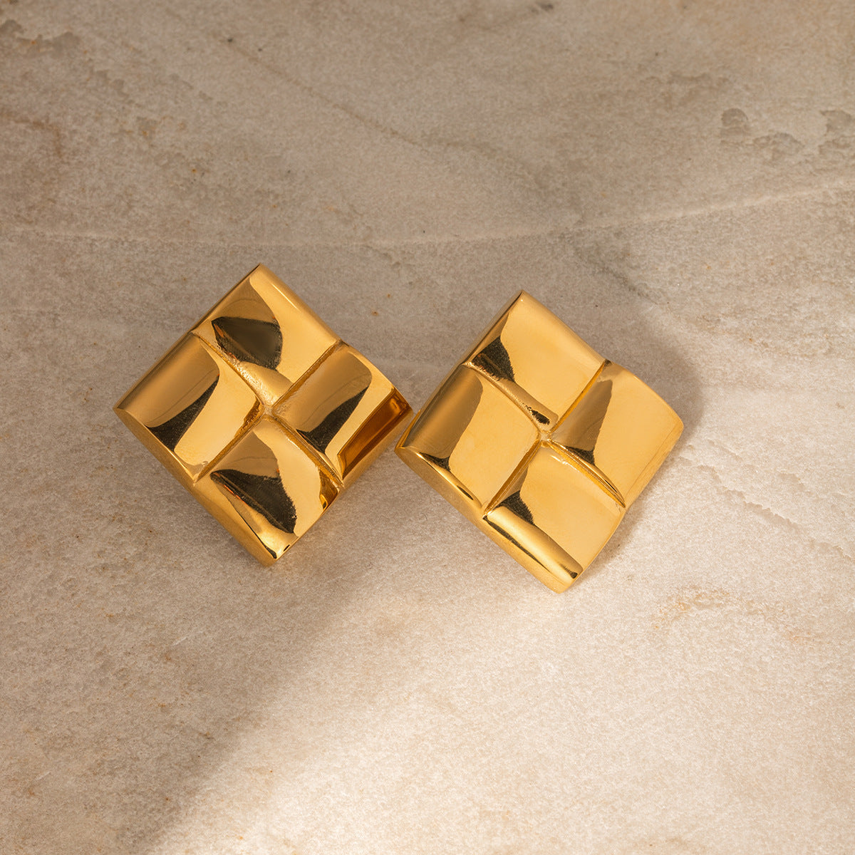 Zara Grid Gouden Oorbellen