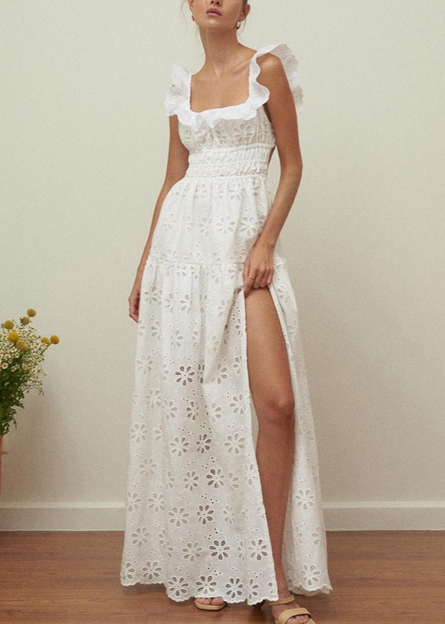 Fiorella Besticktes Maxikleid – Baumwollkleid mit Lochstickerei, Offenem Rücken und Rüschenträgern
