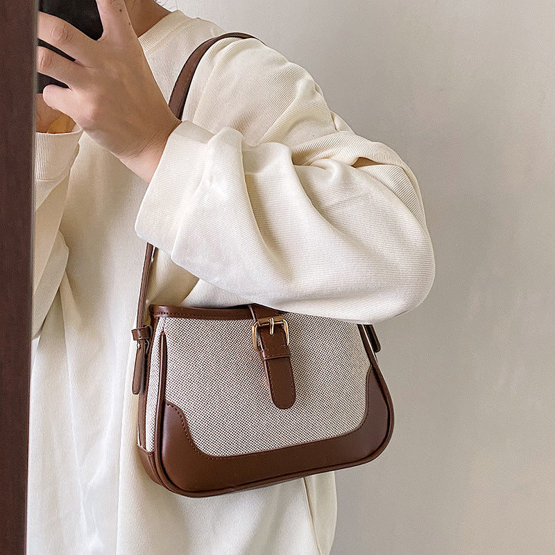 Vintage-Chic Shoulder Bag