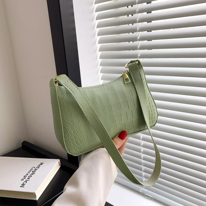 Solid-Color Simplicity Shoulder Bag