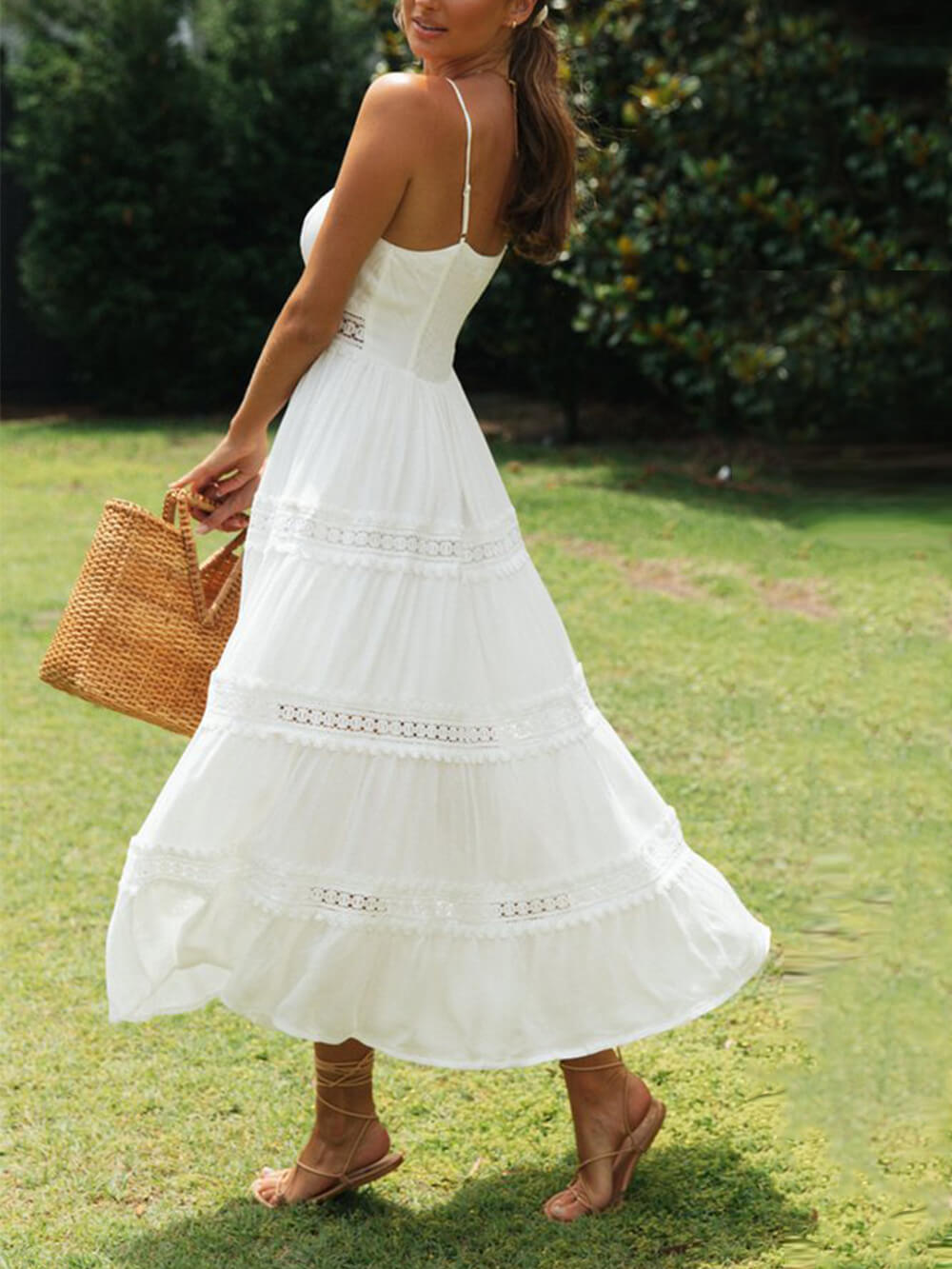 Robe midi blanche en dentelle Serenity 