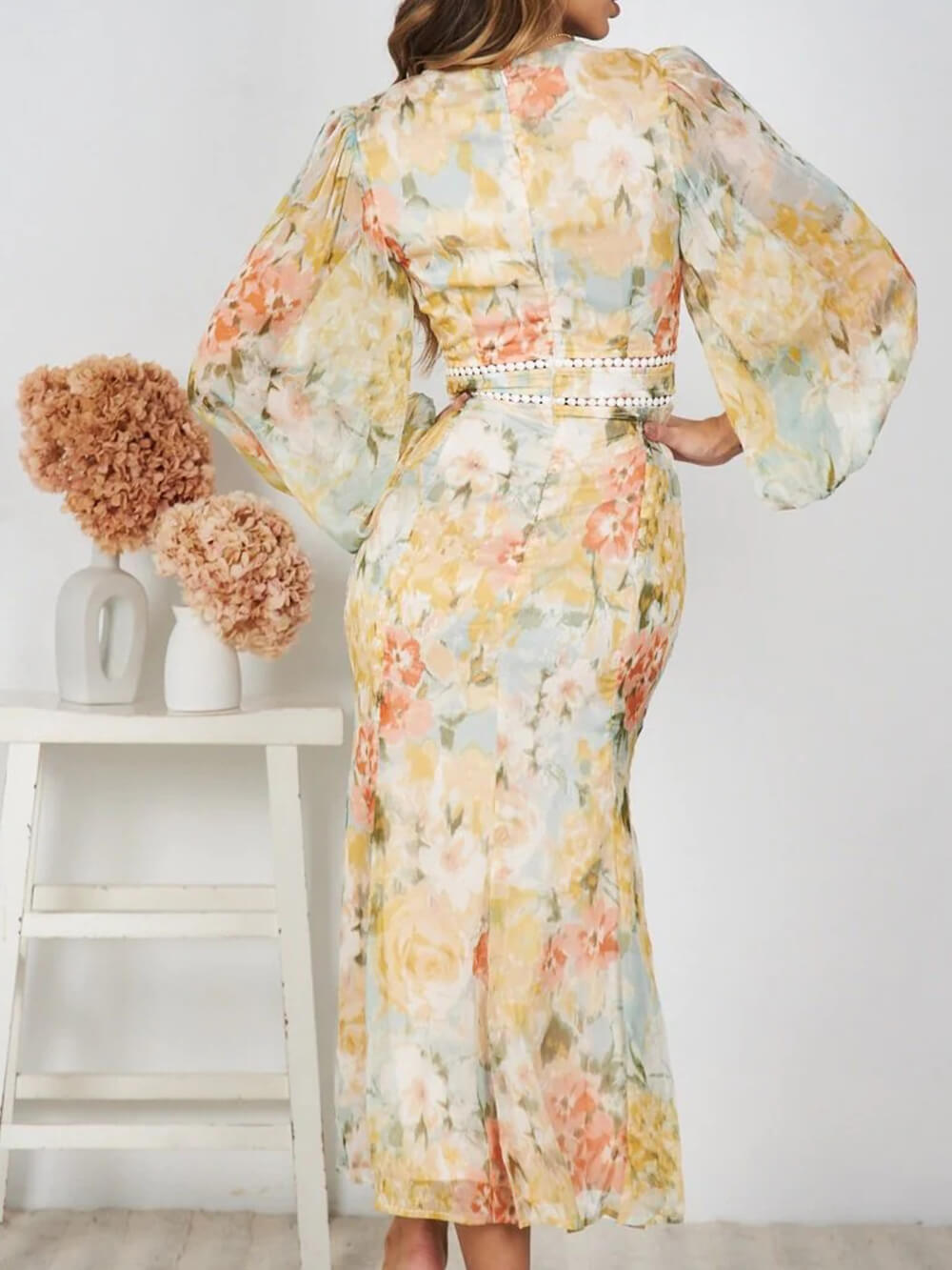 Fleur - Delicate Floral Print Midi Dress - VibeSoothe