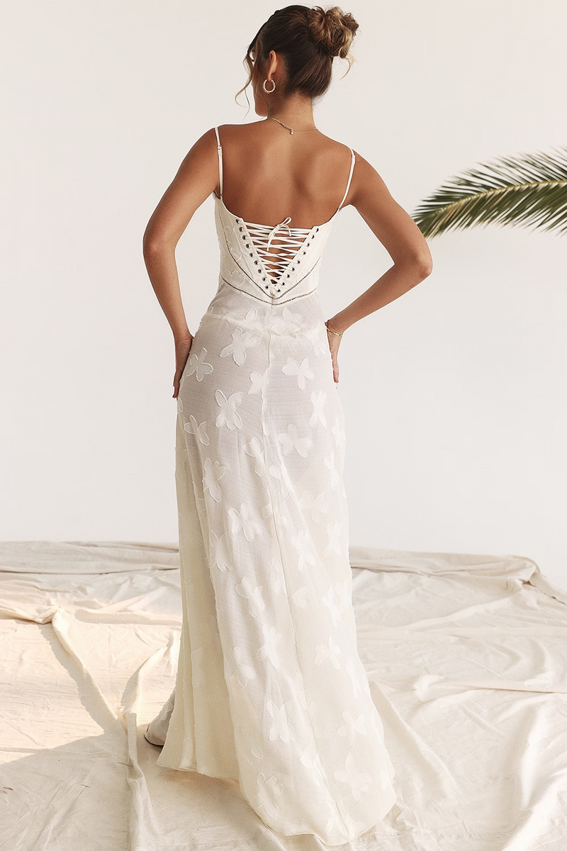 Robe longue en dentelle Evelyn-Fleur 