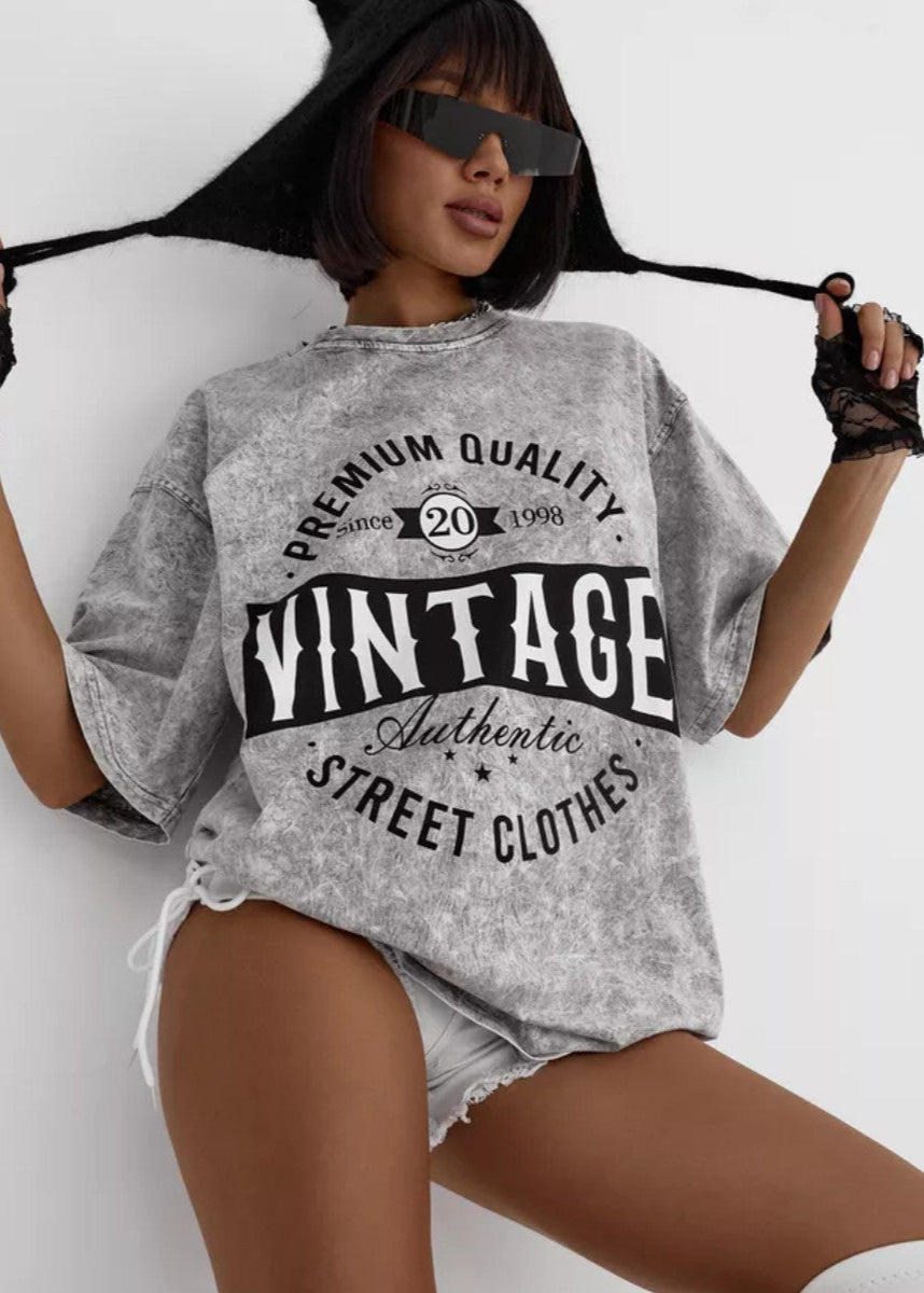 Vintage Era - Washed Oversized Graphic Tee