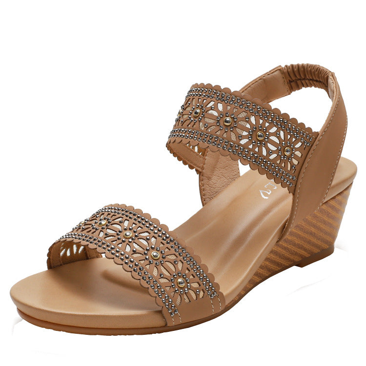 Flower Sandals With Rhinestones - VibeSoothe