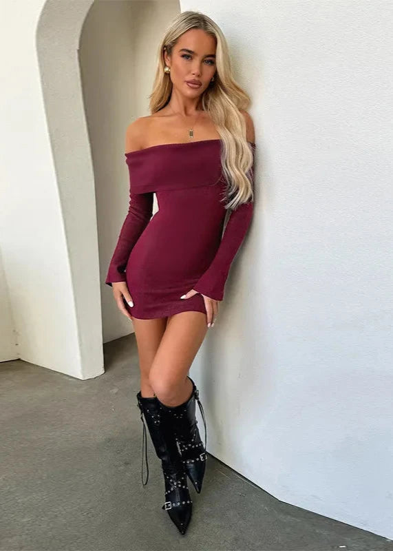 Slim-Fit Off-Shoulder Knitted Long-Sleeved Dress