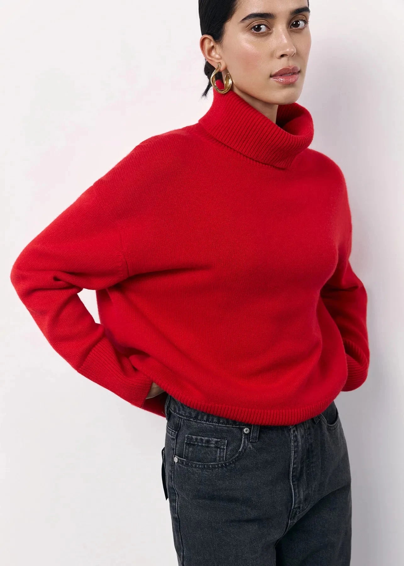 Chic Red Turtleneck Knit Sweater