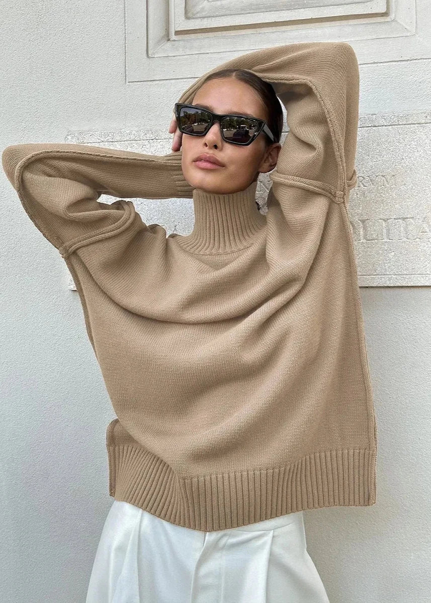 Modern Cozy Turtleneck Sweater - Timeless Comfort and Chic Design