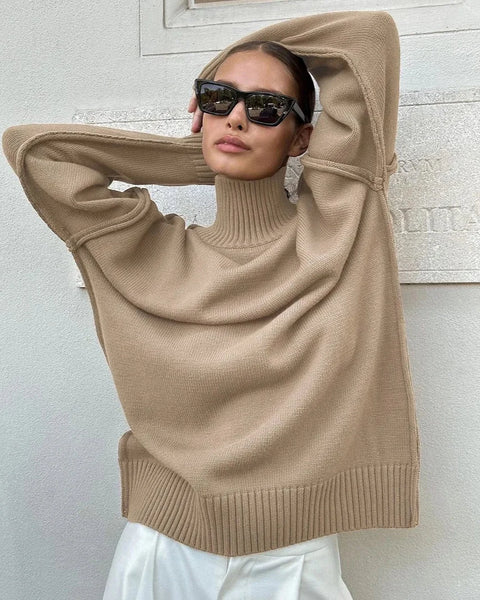 Modern Cozy Turtleneck Sweater - Timeless Comfort and Chic Design