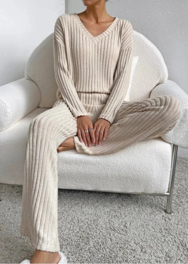 Luxe Geribbelde V-hals Loungewear Set