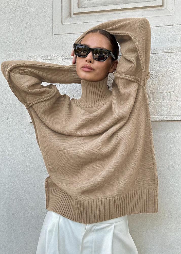 Modern Cozy Turtleneck Sweater - Timeless Comfort and Chic Design